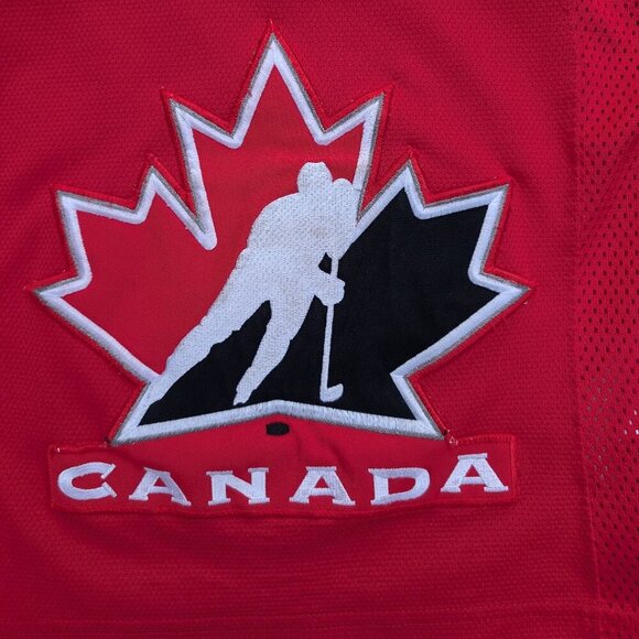Vintage Nike Team Canada Hockey Jersey - Youth Medium - Picture 2 of 6